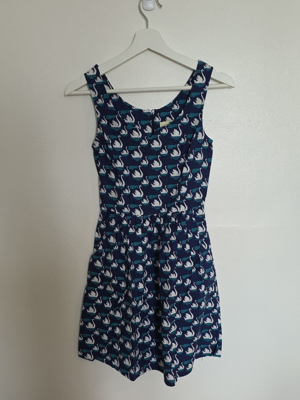 EUC Swan Dress from Fervour bought on Modcloth